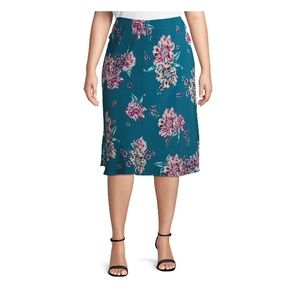 Terra & Sky Women's Plus Size Floral Slip Skirt